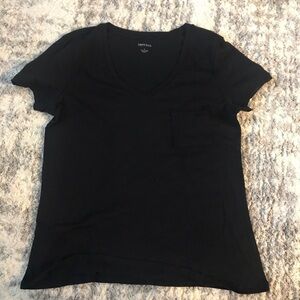 Dept 222 size L black v-neck short sleeve tee shirt NWT.